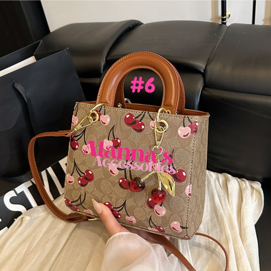 Coach 😍🍒 - Image 6