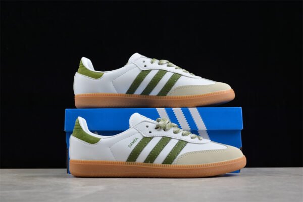 Adidas💚💚🤍