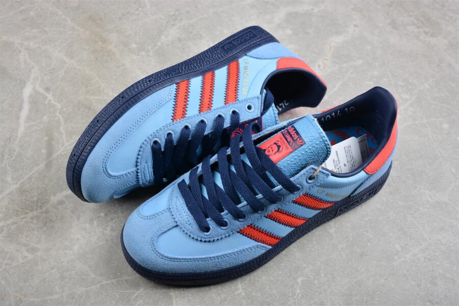 Adidas❤️💙🖤 - Image 2
