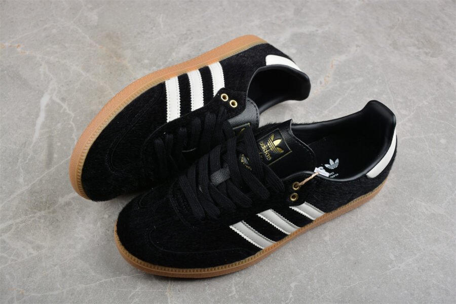 Adidas😍🖤🤍