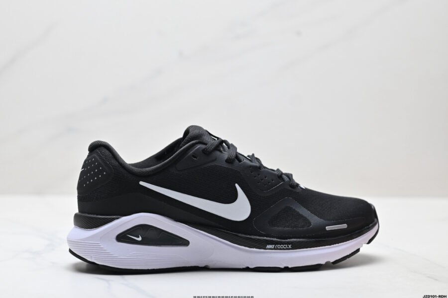 Nike😍🤍🖤👟