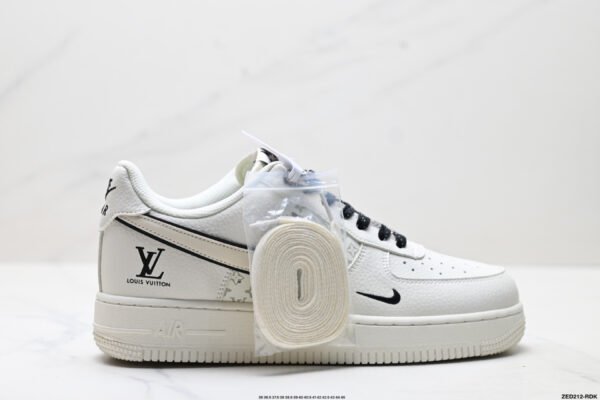 AF1😍👟🖤🤍