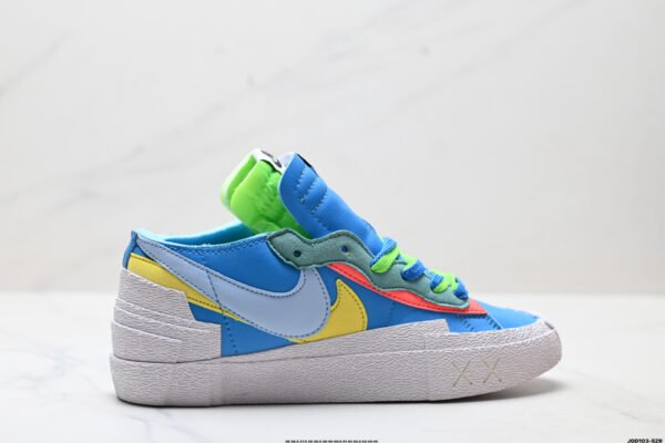 Nike💙💚💛😍