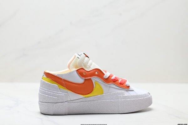 Nike🤍🧡😍