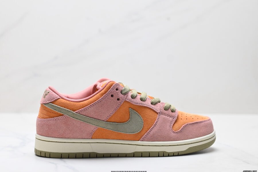 Nike🧡💚🩷