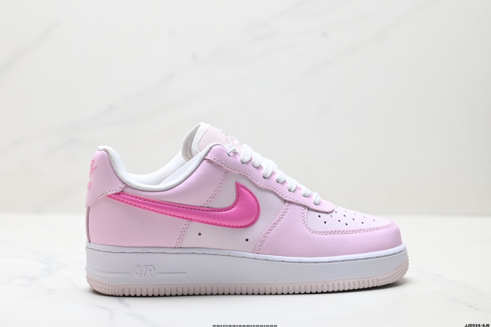 AF1🩷🩷👟😍🤍