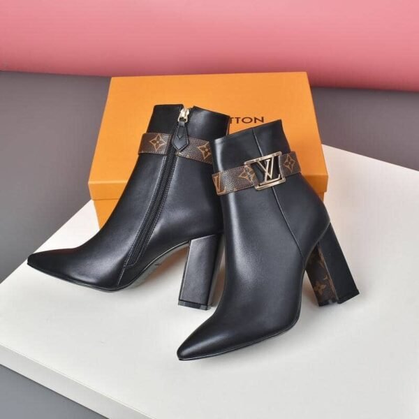 LV🤎😍👢🖤🛍️
