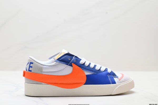 Nike🧡💙🤍