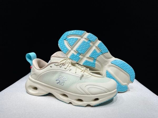 On cloud👟🤍🩵🥰