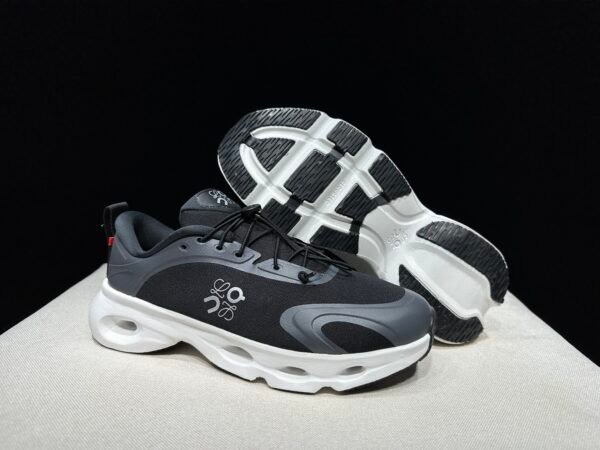 On cloud🥰🖤🩶