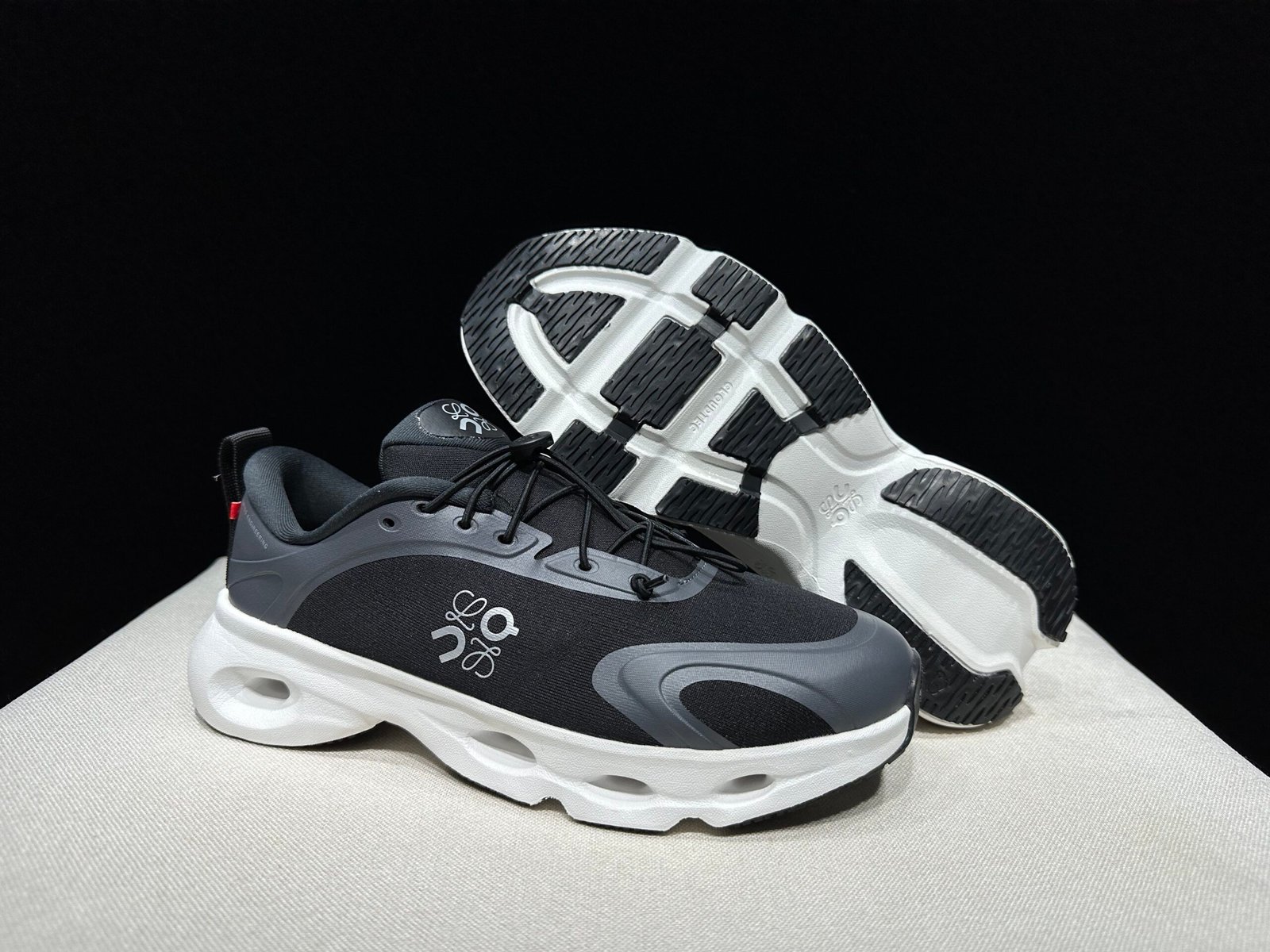 On cloud🥰🖤🩶