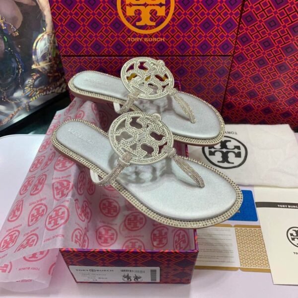 Tory Burch🩶😍