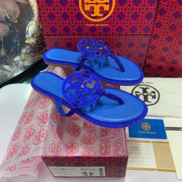 Tory Burch 💙💙😍
