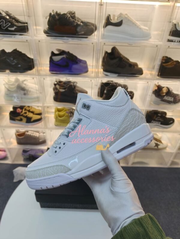 Jordan 🤍🤍👟😍