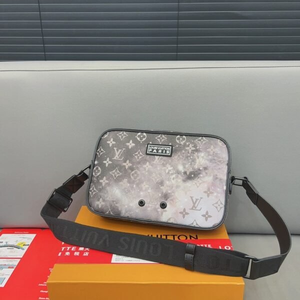 LV🖤😻🛍️✅