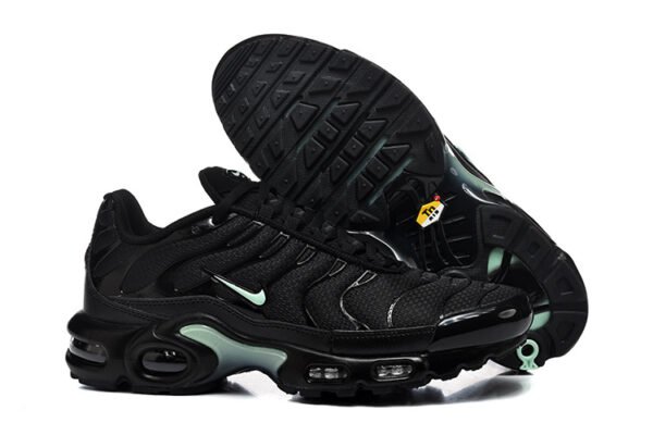 Nike Air TN 😍🖤
