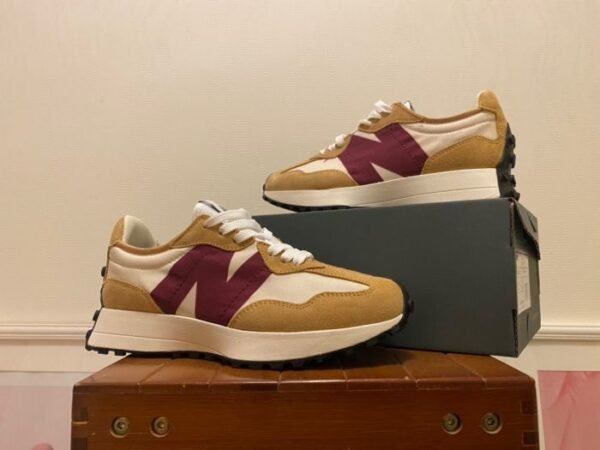 NB 327🤎💛❤️