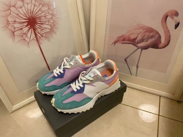 NB 327💜🤍💙🧡