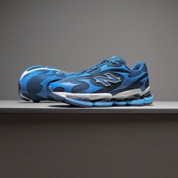 NB U2000💙🩵🖤🤍