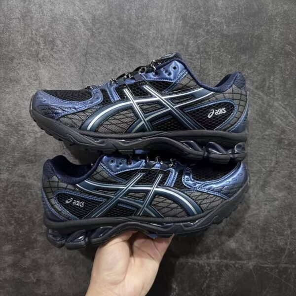 Asics🖤💙