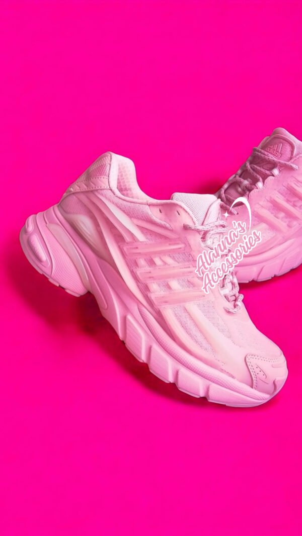 Pharell x Virginia x Adidas adistar jellyfish ‘Pink’