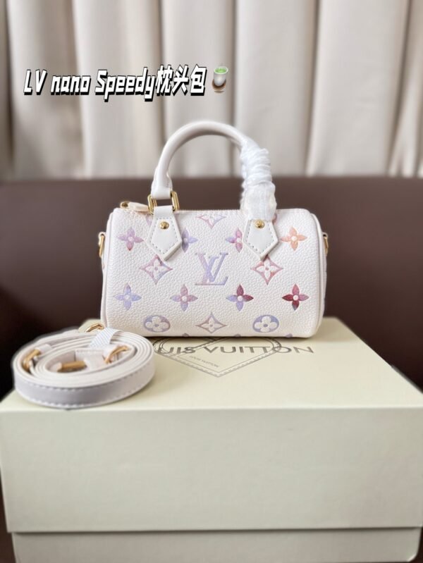 LV MULTICOLOR🤍🩷💜