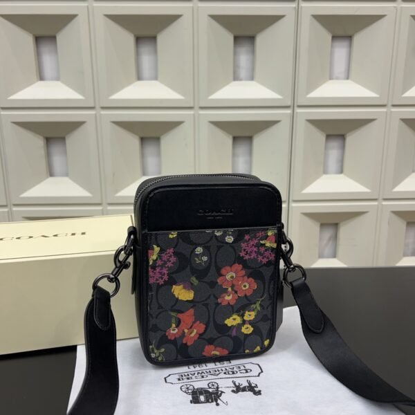 Coach 😍🫶🏻🖤🛍️🌸