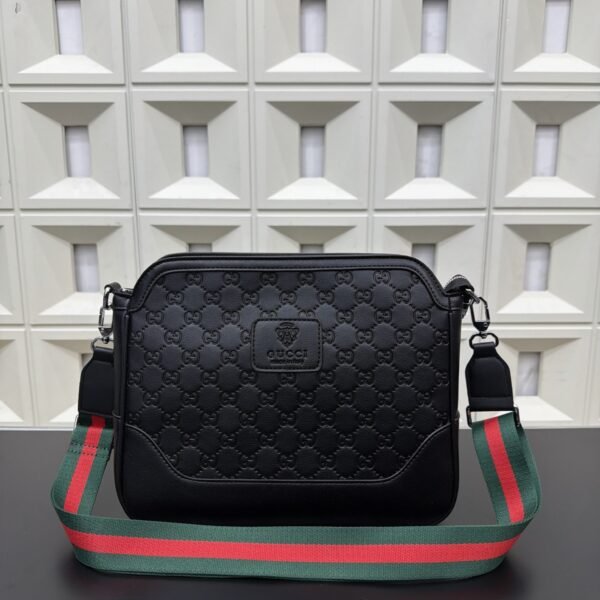 Gucci😍🖤❤️💚