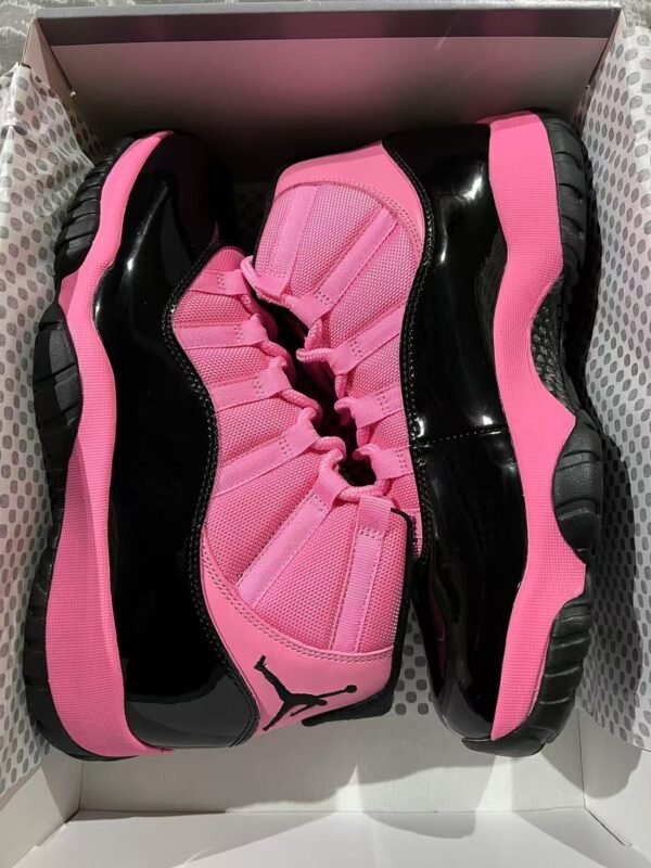 Jordan 11😍💓🖤