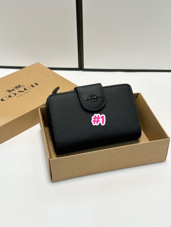Coach 😍🛍️mini Wallet.